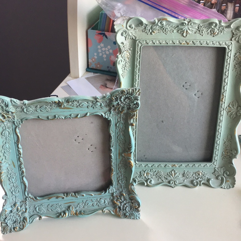 Set of 2 frames